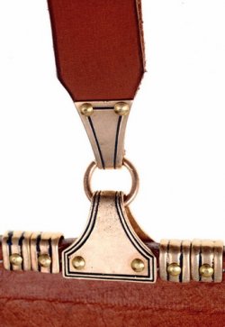 Viking sax sheath fitting in use