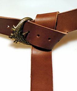 High Middle Ages leather belt