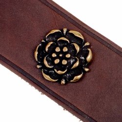 Medieval leather belt - rose stud