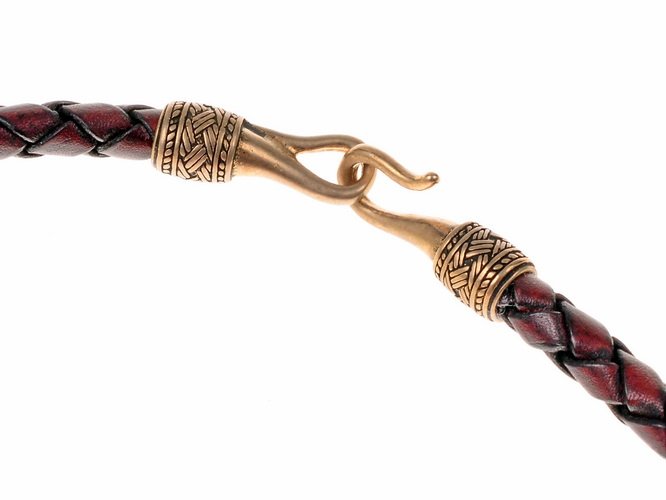 Viking leather necklace - black