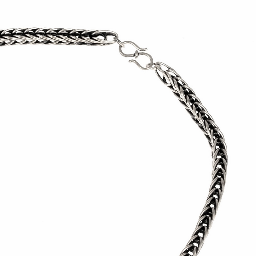 Viking foxail necklace - closue