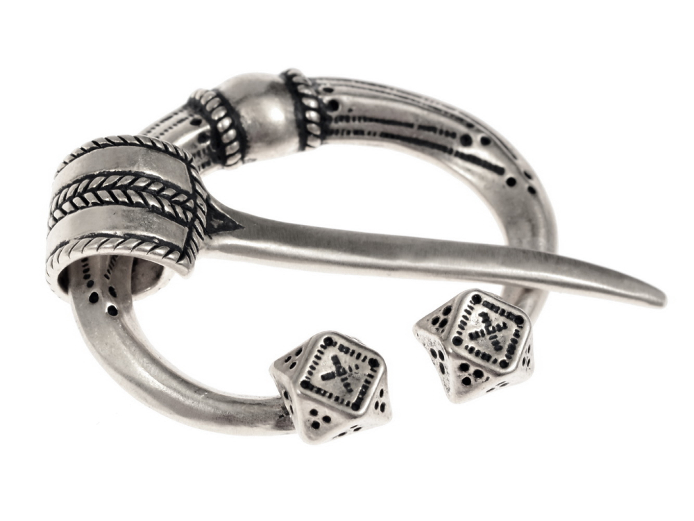 Viking ring brooch - detail