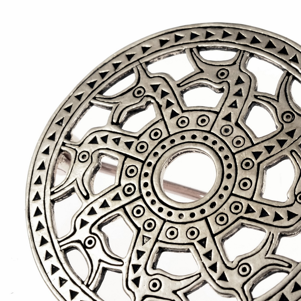 Merovingian disc brooch - detail