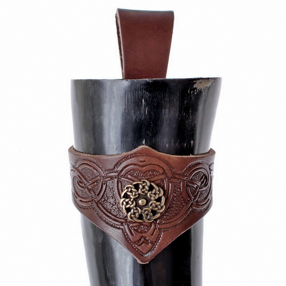 Drinking horn with embossed holder