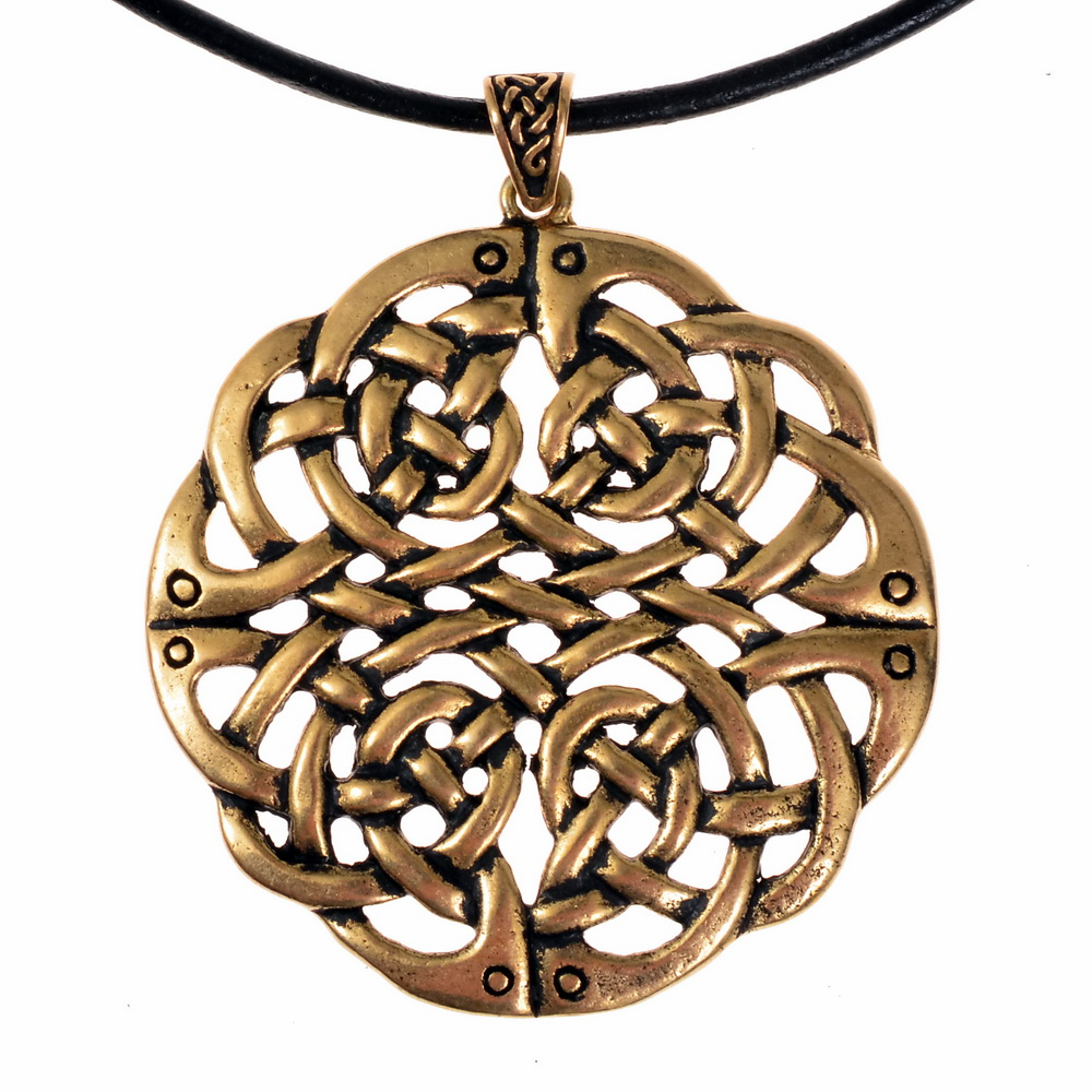 Celtic knot amulet - bronze