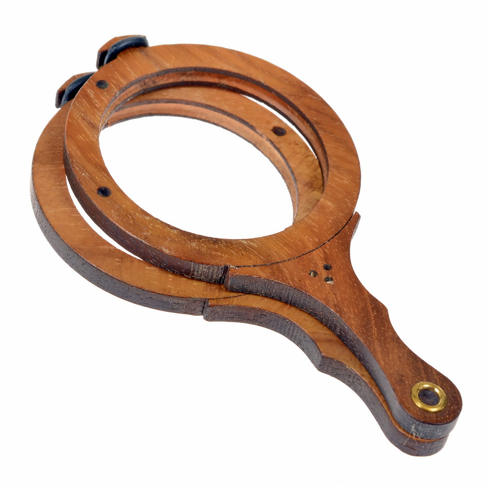 Medieval glasses - closed