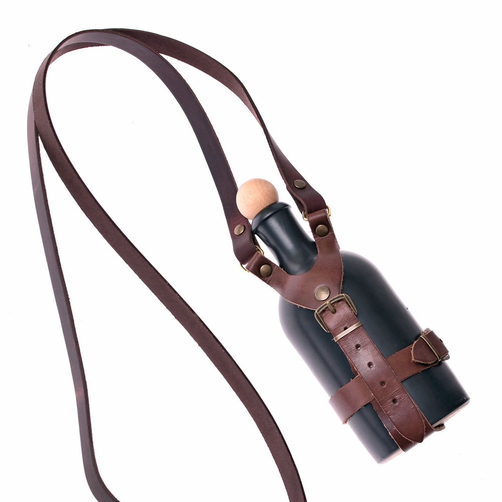 Flasche mit Halfter - braun