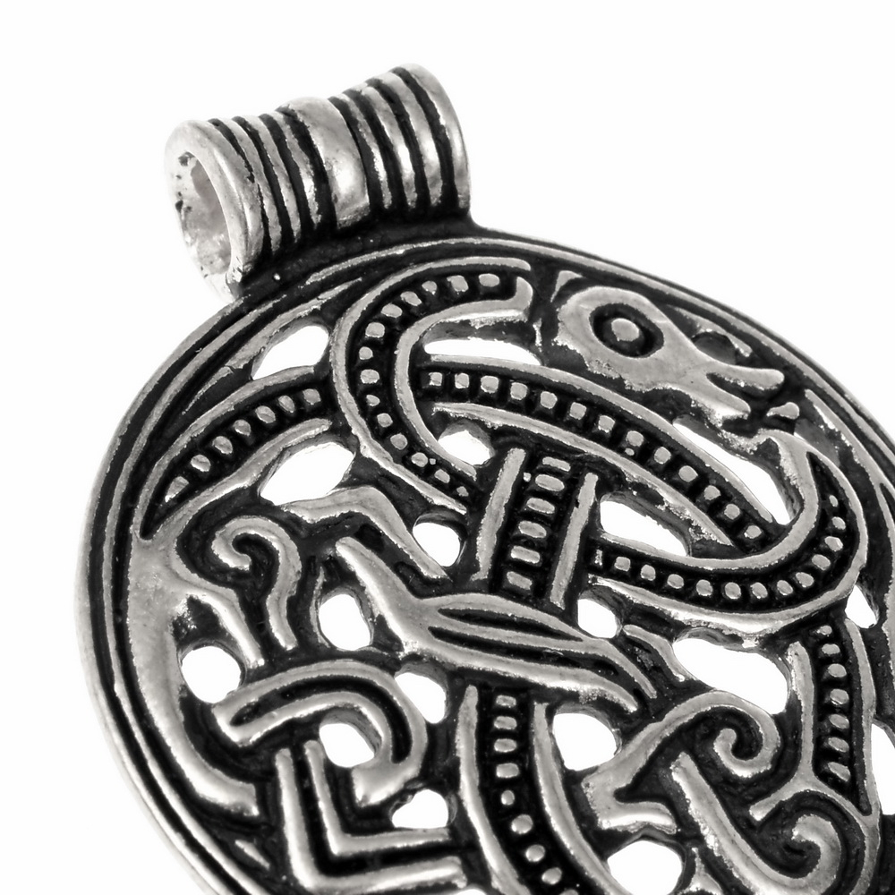 Viking pendant - detail