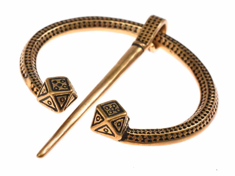 Polyhedron ring brooch - detail