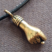 Roman Mano Fico Amulet
